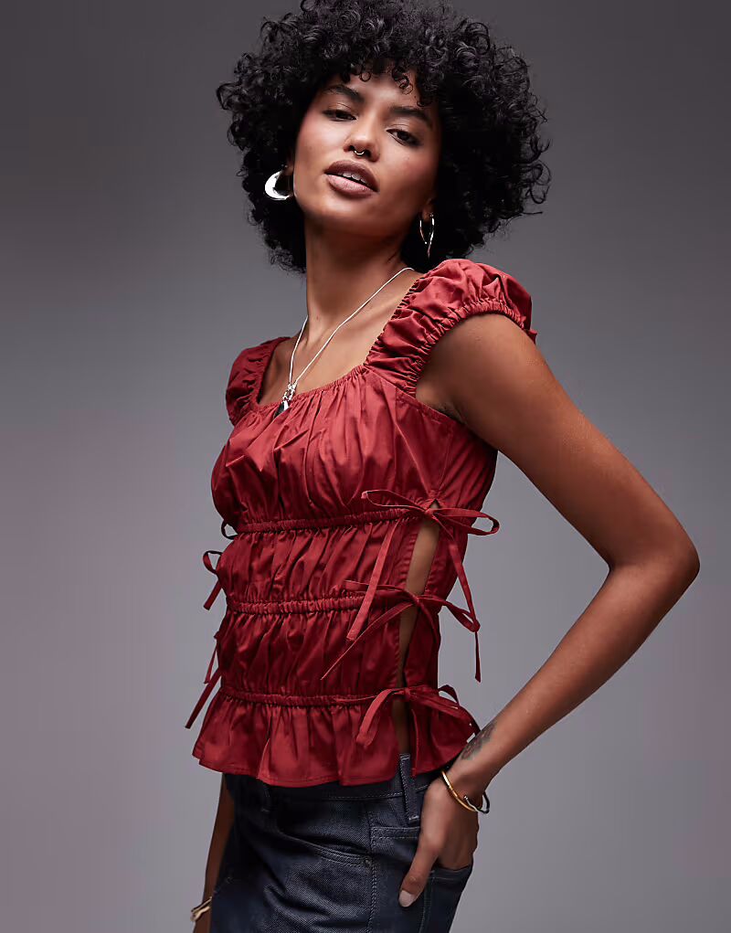 Топ Topshop с завязками сбоку, со сборками, ржавого цвета 
Топ Topshop с завязками сбоку, со сборками, ржавого цвета