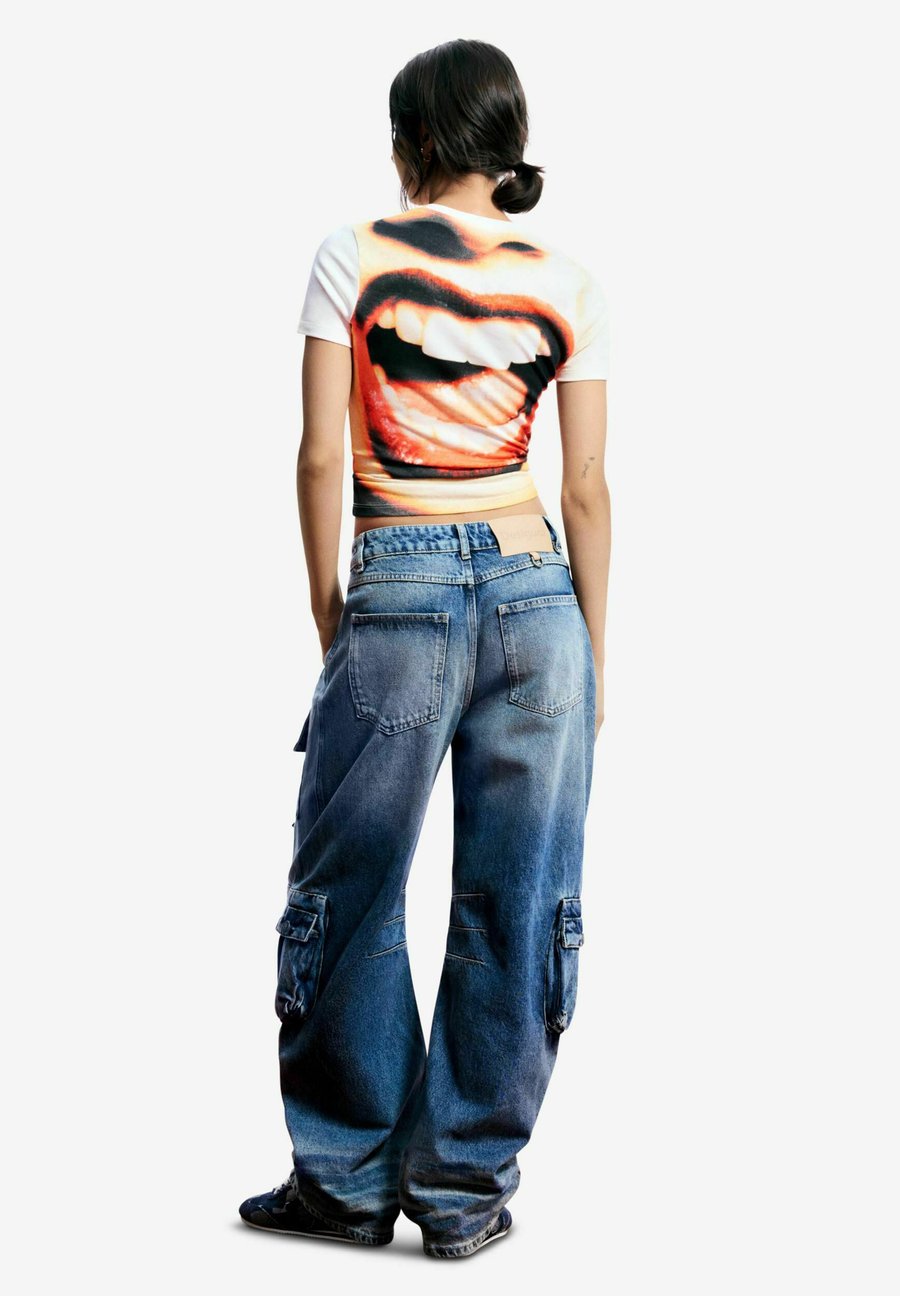 Футболка Desigual Print T-shirt, White, Белый, Футболка Desigual Print T-shirt, White
Футболка Desigual Print T-shirt, White, Белый, Футболка Desigual Print T-shirt, White