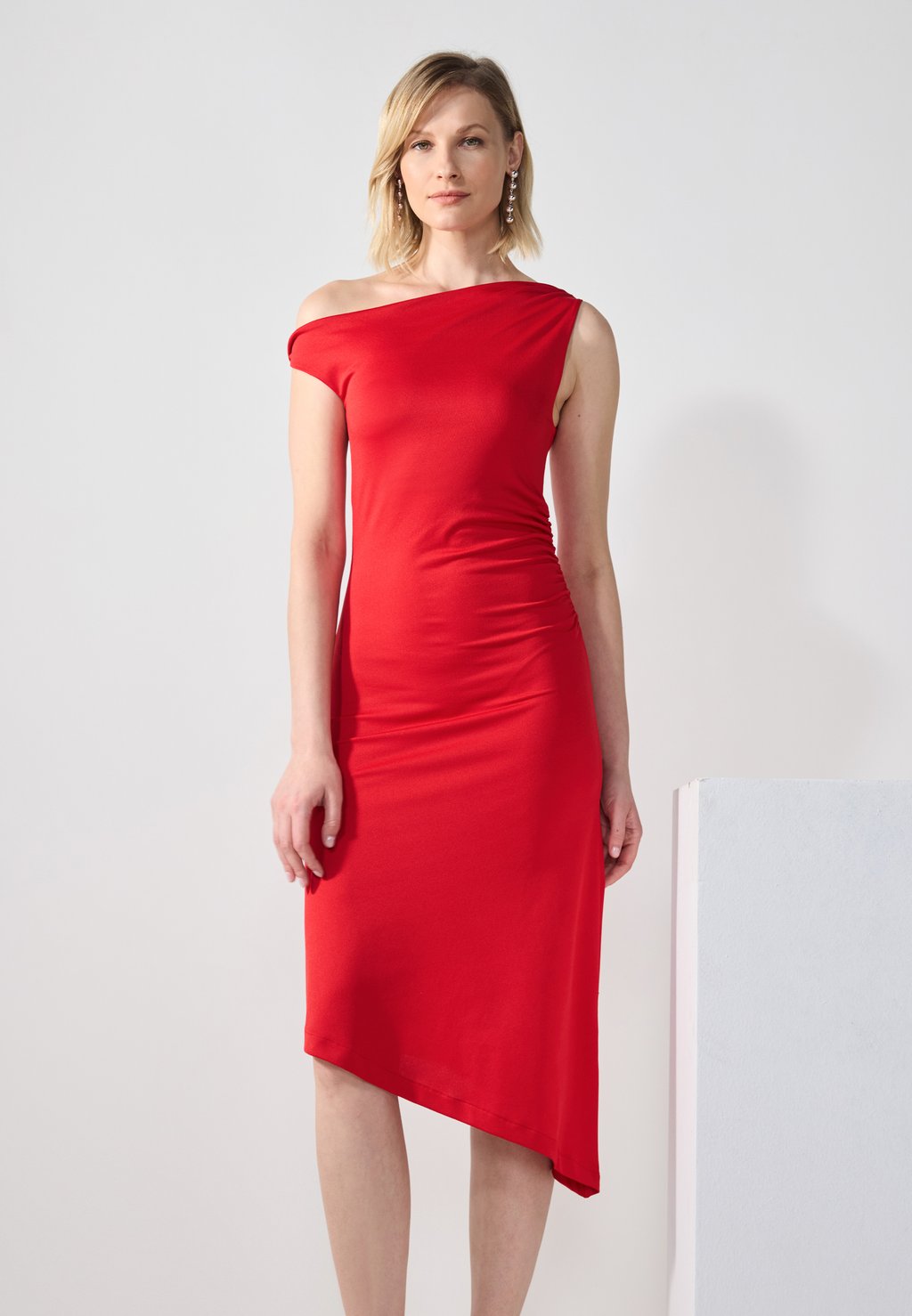 Коктейльное платье / Вечернее платье Anna Field, красный
Коктейльное платье / Вечернее платье Anna Field, красный
