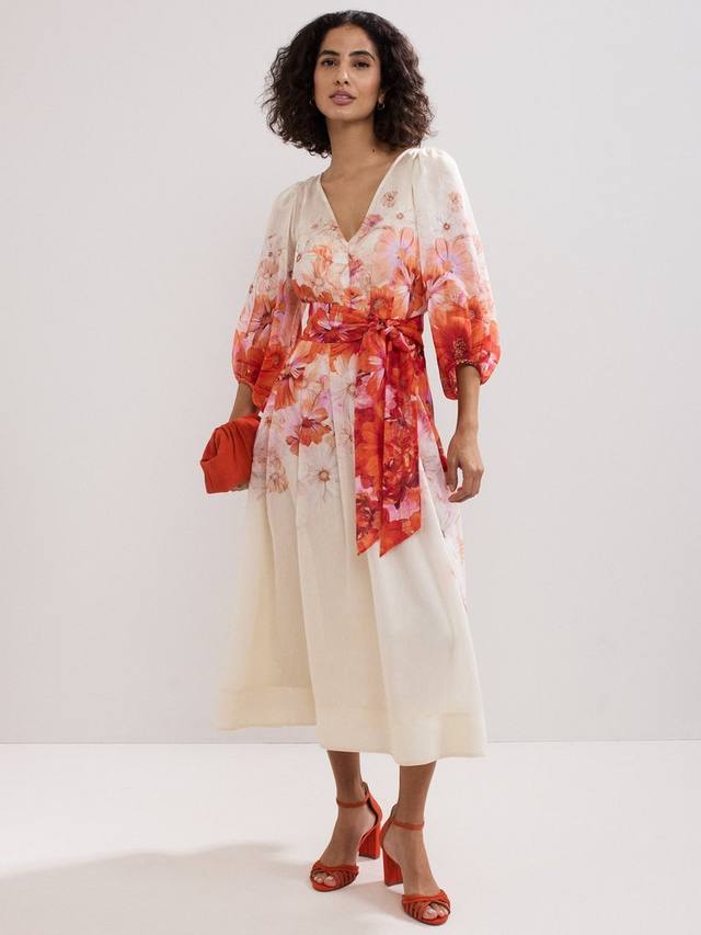 Платье миди Jaslyn с V-образным вырезом и цветочным принтом из льняной смеси с TENCEL Lyocell Phase Eight
Платье миди Jaslyn с V-образным вырезом и цветочным принтом из льняной смеси с TENCEL Lyocell Phase Eight