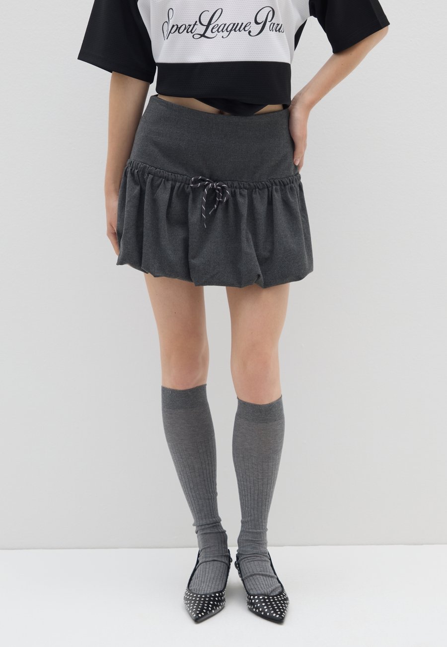 Юбка B.ANGEL Puffball skirt, Grey Black/Grey
Юбка B.ANGEL Puffball skirt, Grey Black/Grey