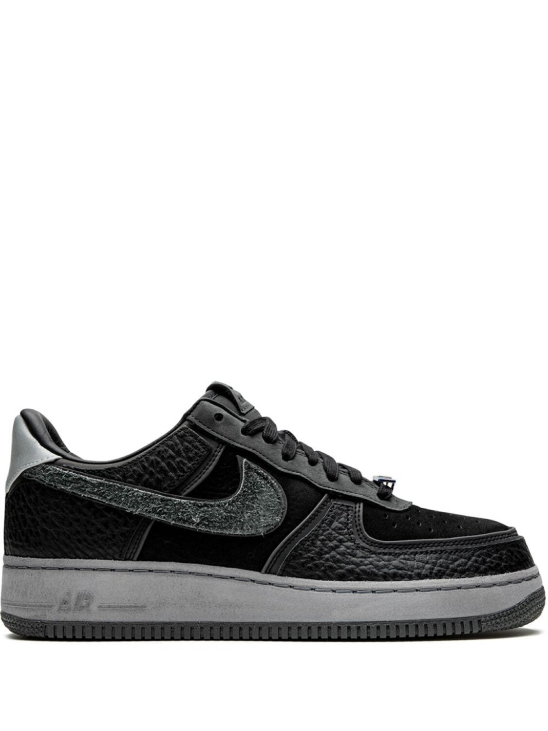 Кроссовки Air Force 1 '07 из коллаборации с A Ma Maniére Nike, черный
Кроссовки Air Force 1 '07 из коллаборации с A Ma Maniére Nike, черный