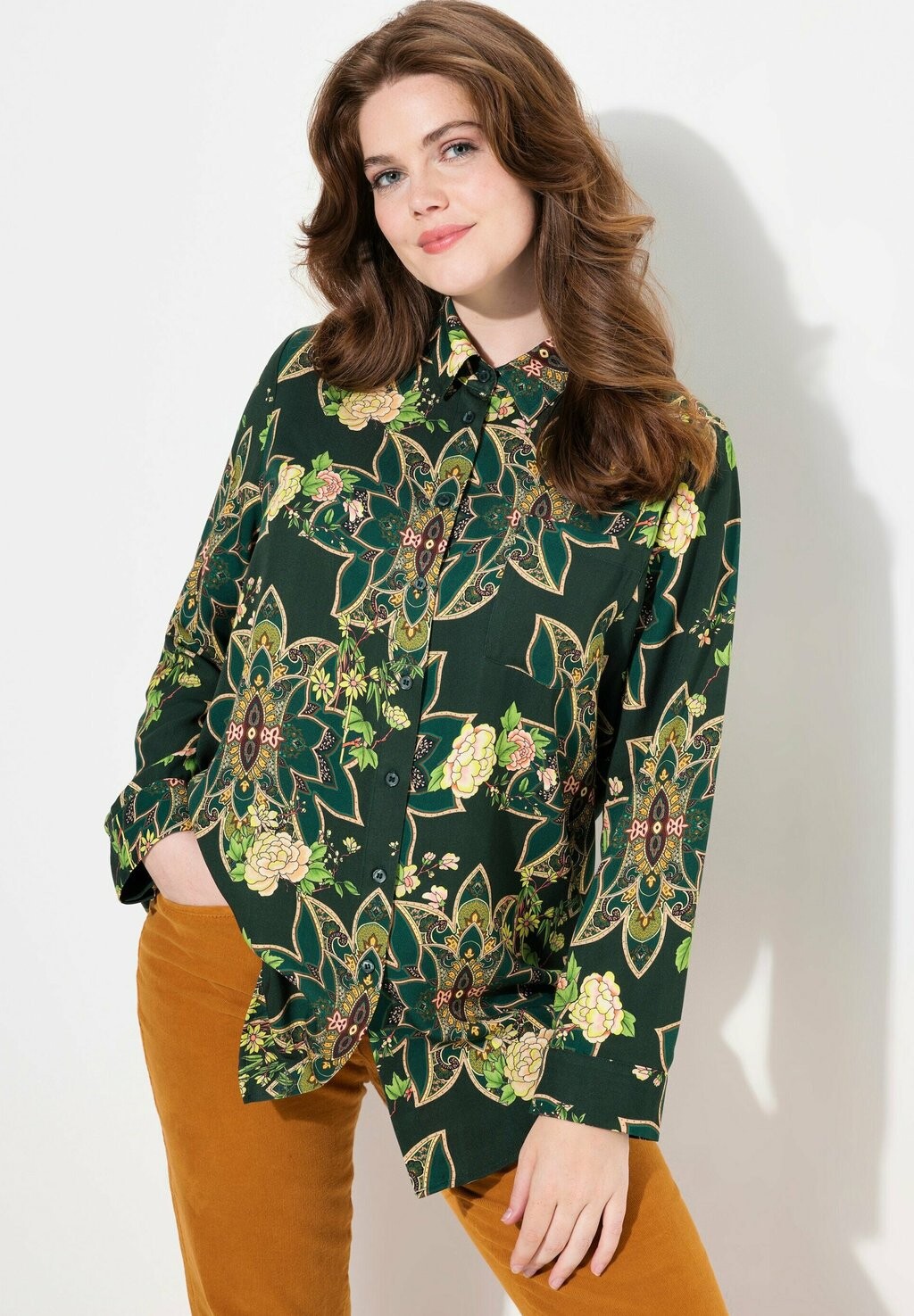 Блузка на пуговицах MIXED Ulla Popken, оливковый
Блузка на пуговицах MIXED Ulla Popken, оливковый