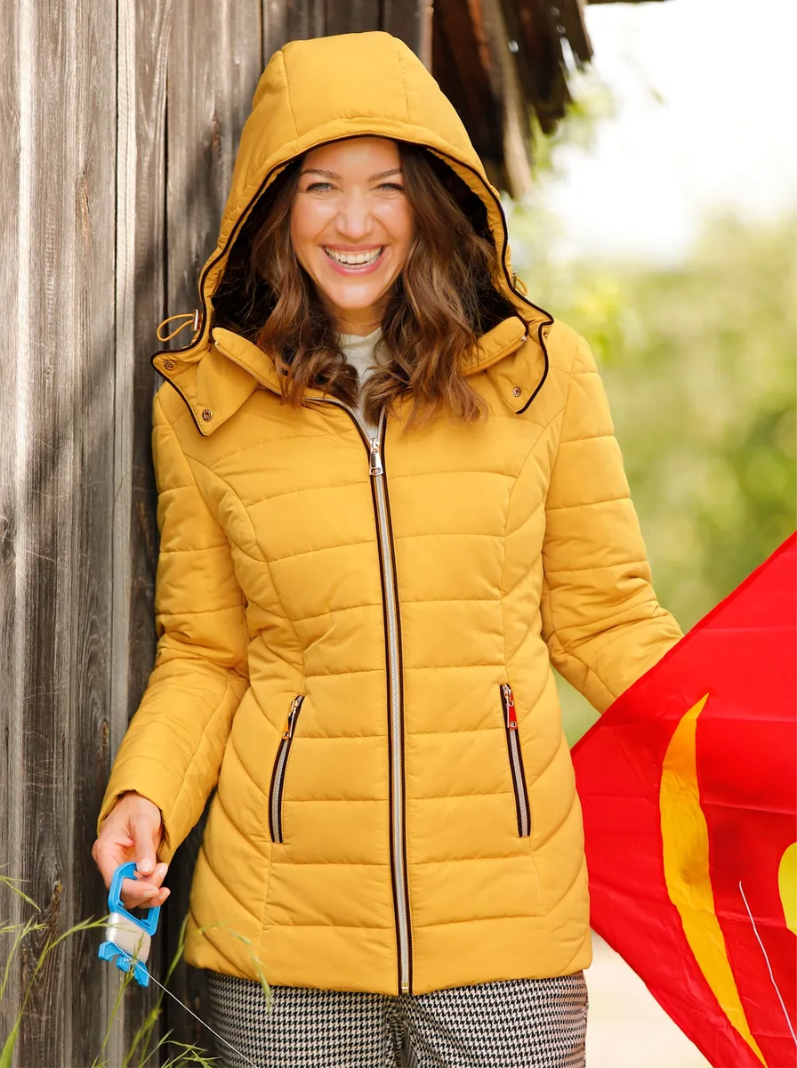 Стеганая куртка Inspirations с капюшоном Inspirationen, цвет Curry
Стеганая куртка Inspirations с капюшоном Inspirationen, цвет Curry