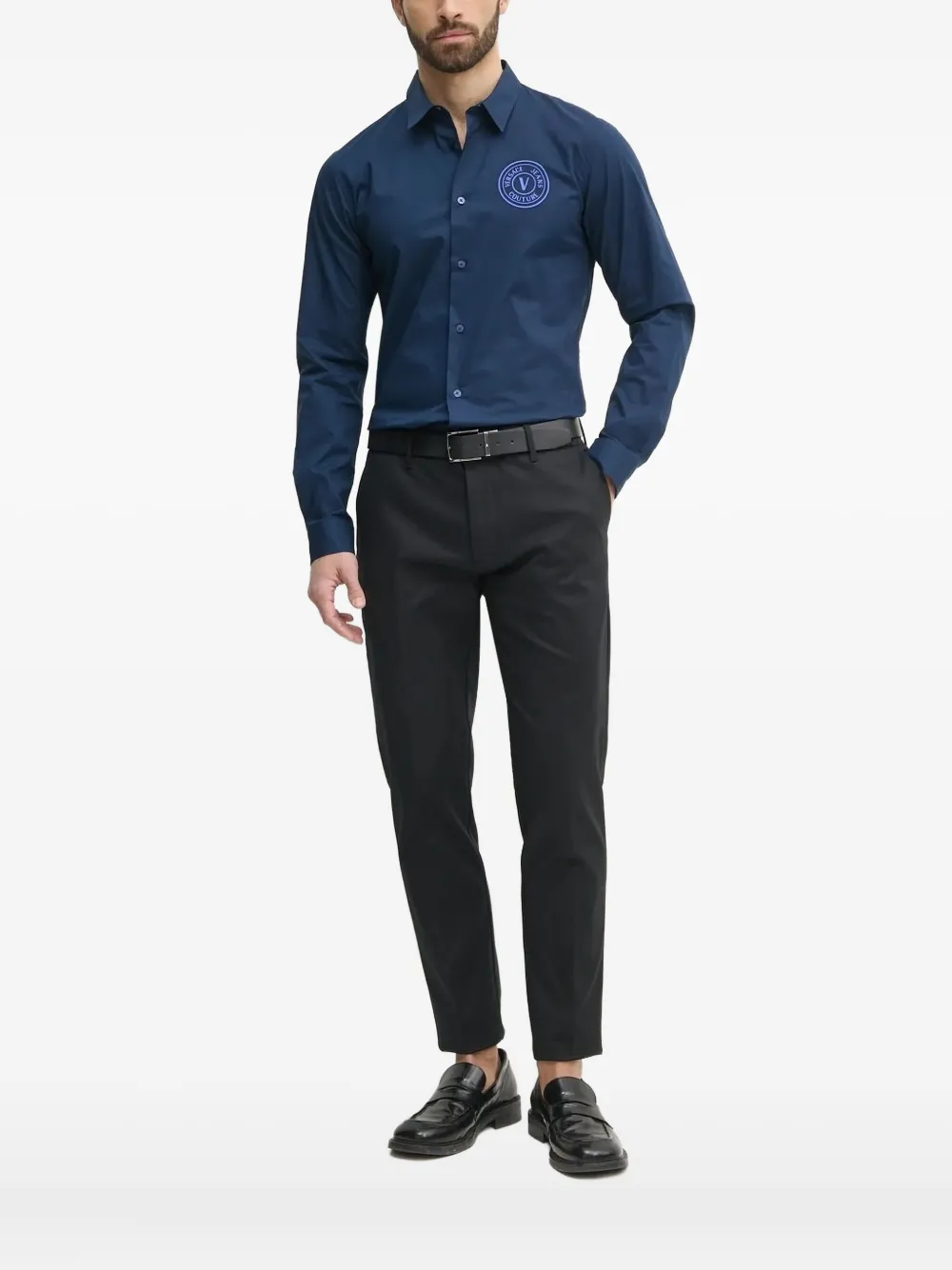 Рубашка с длинными рукавами и вышитым логотипом Versace Jeans Couture, синий
Рубашка с длинными рукавами и вышитым логотипом Versace Jeans Couture, синий