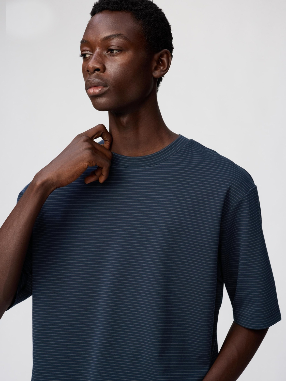 Футболка Uniqlo Airism Cotton Oversized Striped, 69 темно-синий
Футболка Uniqlo Airism Cotton Oversized Striped, 69 темно-синий