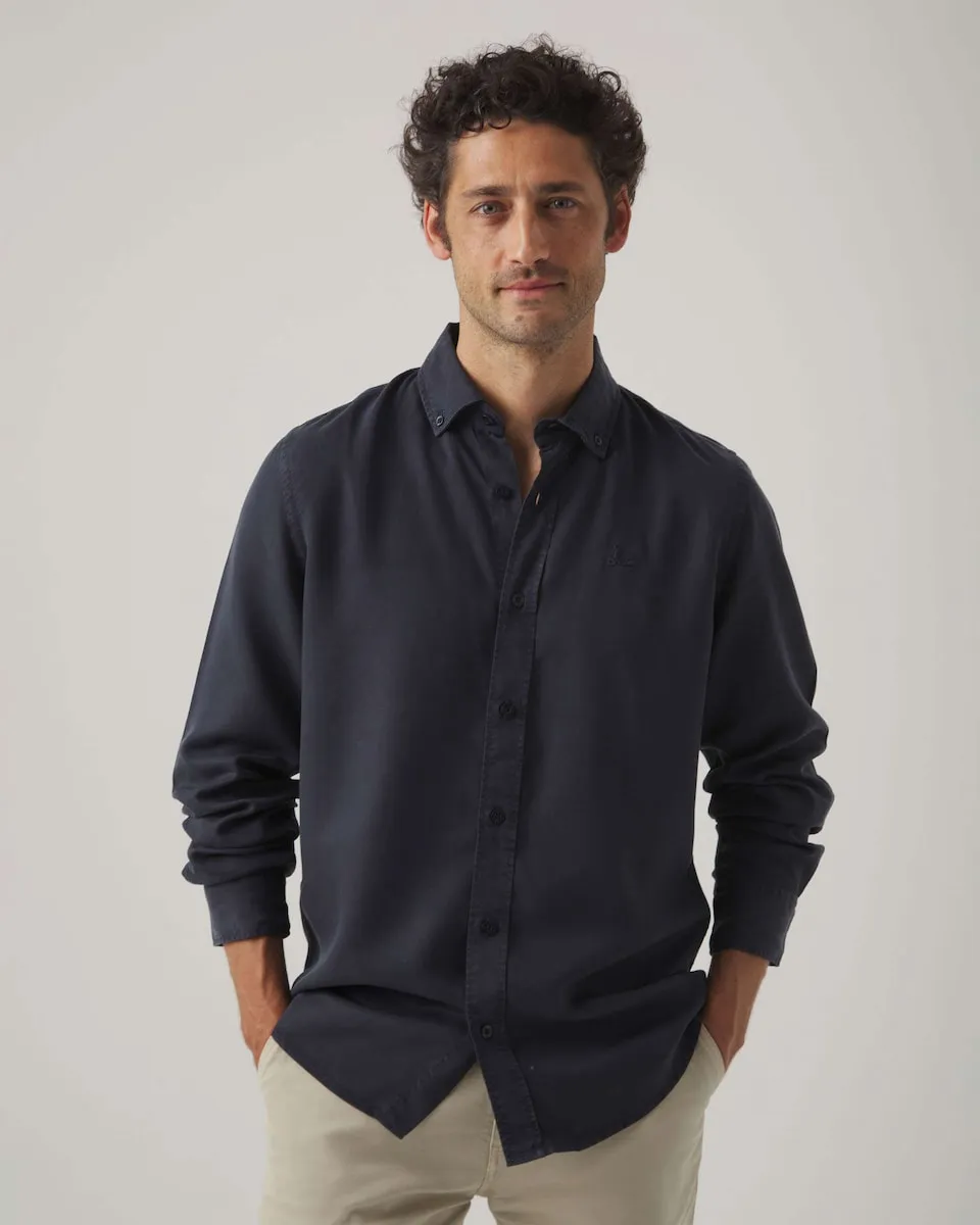 Рубашка мужская прямого кроя однотонная Scotta 1985, темно-синий
Рубашка мужская прямого кроя однотонная Scotta 1985, темно-синий