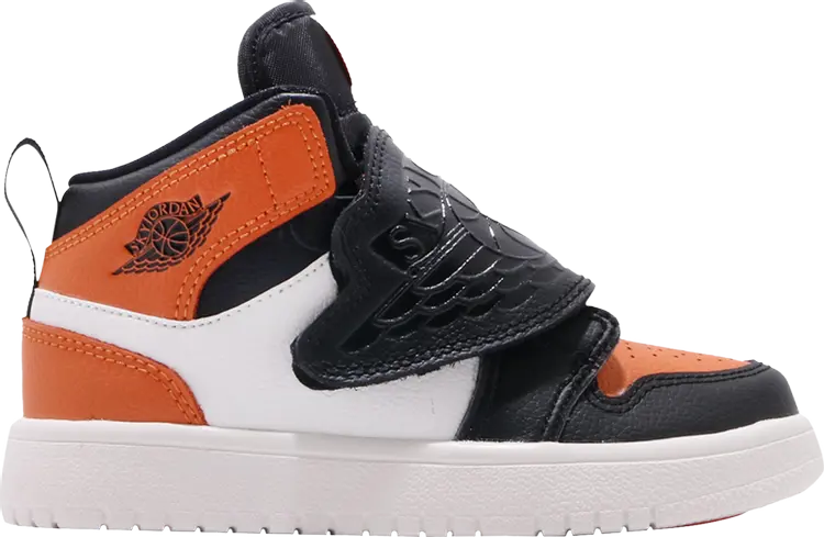 Кроссовки Sky Jordan 1 PS Shattered Backboard, черный
Кроссовки Sky Jordan 1 PS Shattered Backboard, черный