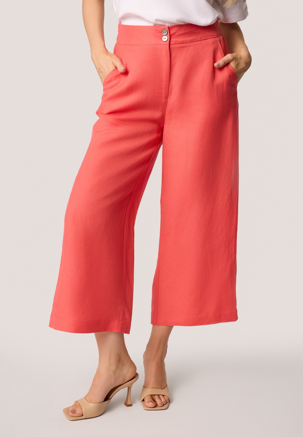 Брюки QUIOSQUE, лосось
Брюки QUIOSQUE, лосось