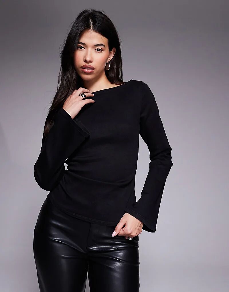 Асимметричный джинсовый топ ASOS DESIGN с рукавами-ангелами и присборенной талией, выстиранный с эффектом полоскания
Асимметричный джинсовый топ ASOS DESIGN с рукавами-ангелами и присборенной талией, выстиранный с эффектом полоскания