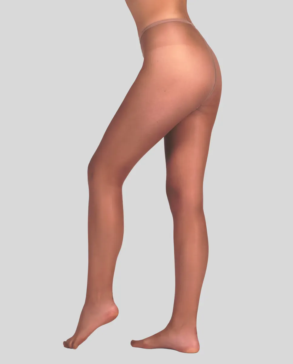 Набор из 2 женских колготок гладких 10 ден матовых Platino, цвет Scala
Набор из 2 женских колготок гладких 10 ден матовых Platino, цвет Scala