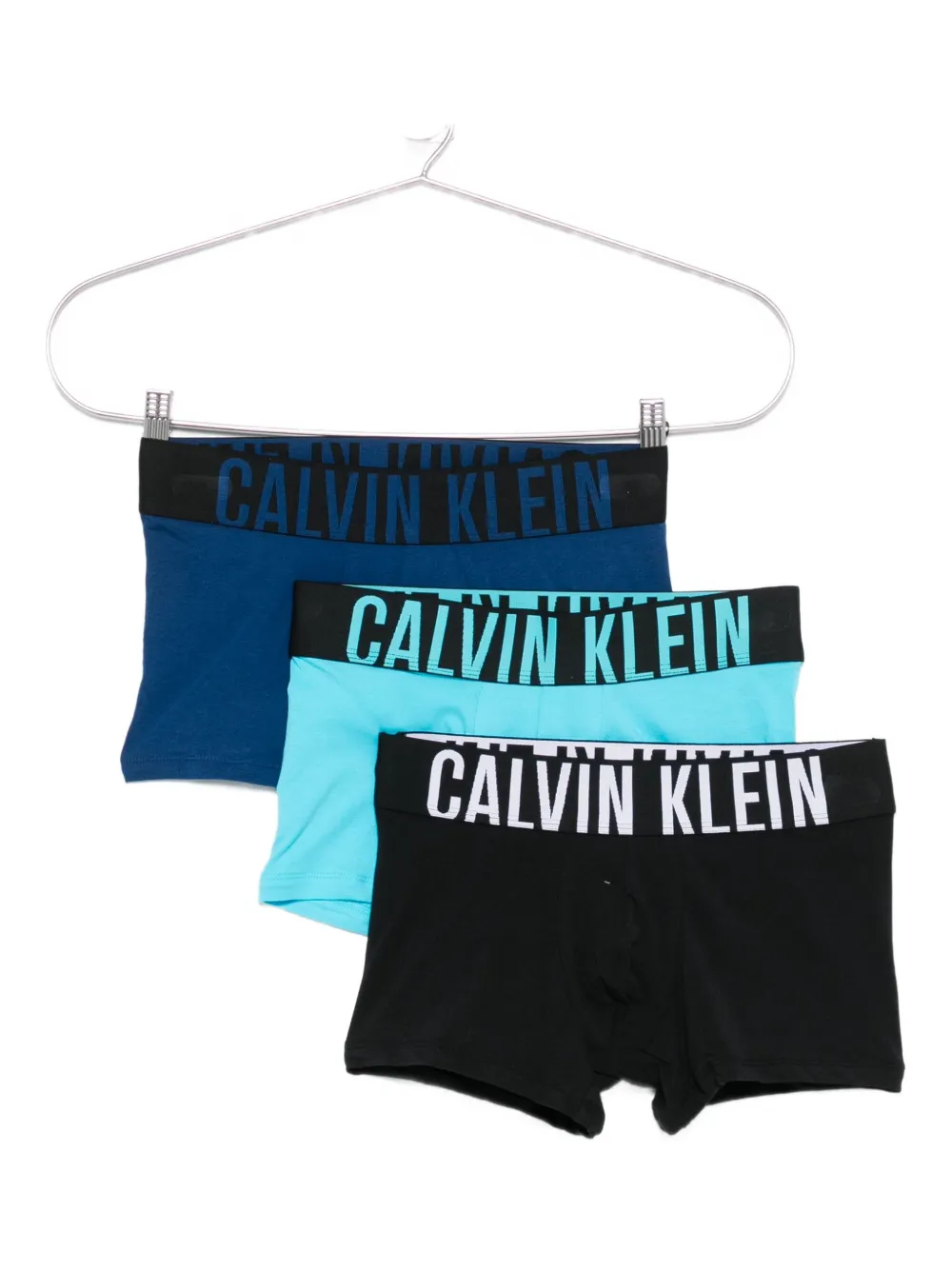 Комплект из трех боксеров с логотипом Calvin Klein Underwear, черный
Комплект из трех боксеров с логотипом Calvin Klein Underwear, черный