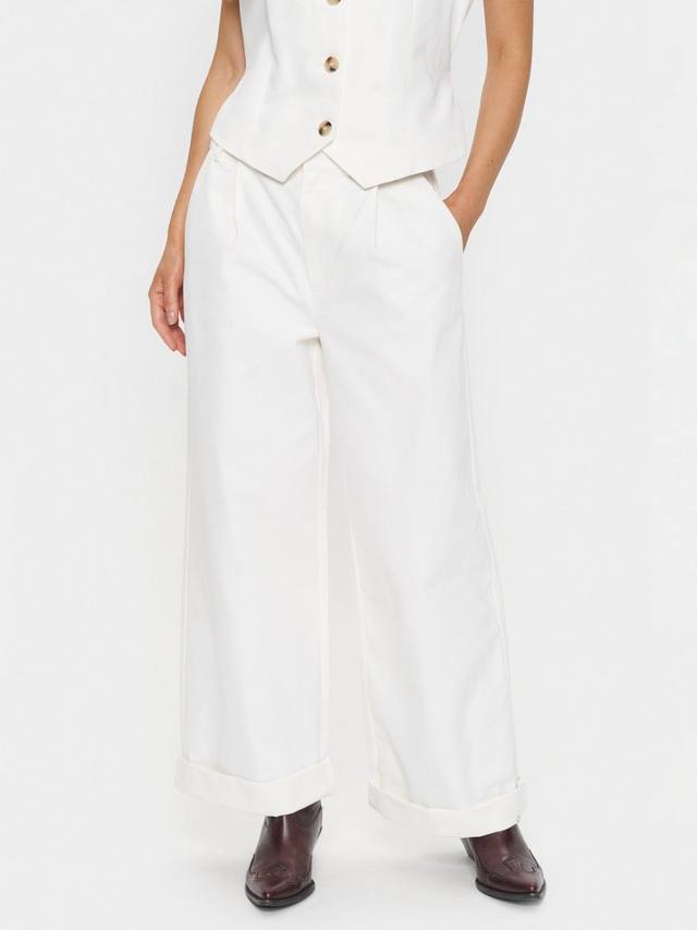 Широкие брюки в складку от жаклин Saint Tropez, белый
Широкие брюки в складку от жаклин Saint Tropez, белый