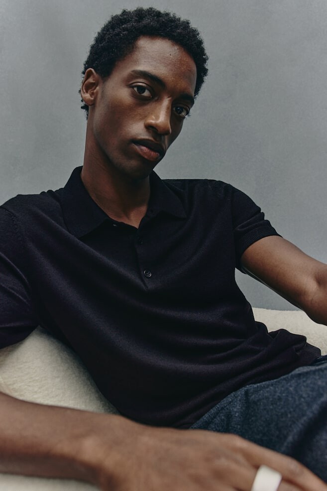 Рубашка поло из шерсти приталенного кроя H&M, черный
Рубашка поло из шерсти приталенного кроя H&M, черный