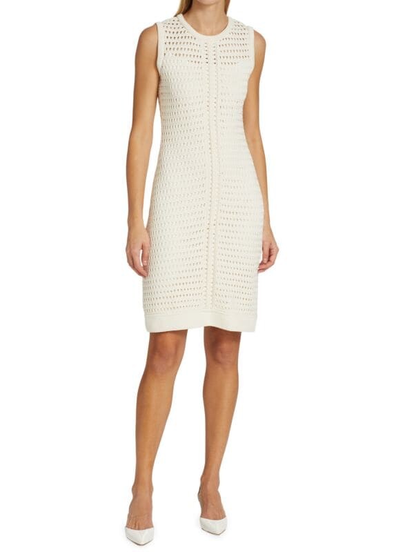 Платье-футляр St. John вязаное крючком, светло-бежевый 
Платье-футляр St. John вязаное крючком, светло-бежевый