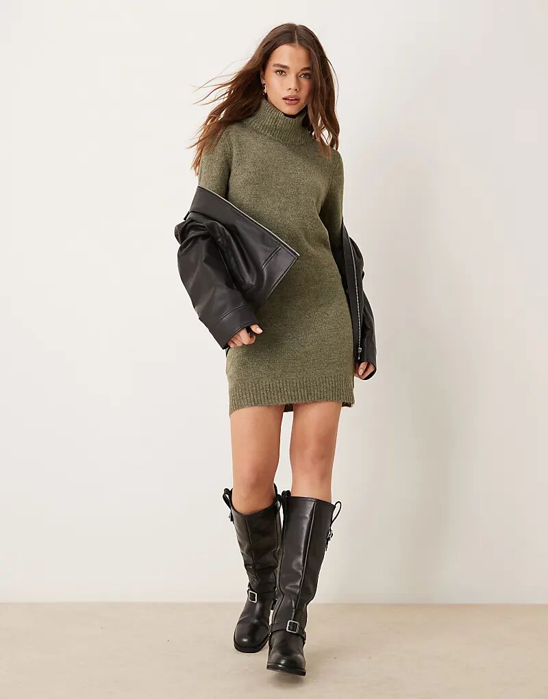 Трикотажное платье с воротником-стойкой цвета хаки меланж JDY
Трикотажное платье с воротником-стойкой цвета хаки меланж JDY