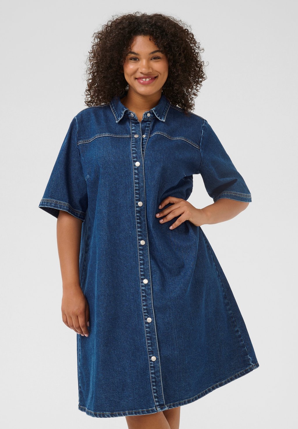 Джинсовое платье Kaffe Curve, деним
Джинсовое платье Kaffe Curve, деним