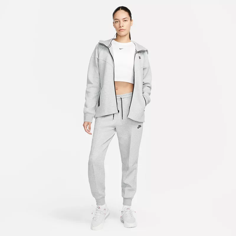 Женская худи Nike Sportswear Tech Fleece Windrunner с молнией во всю длину, цвет Dk Heather Grey
Женская худи Nike Sportswear Tech Fleece Windrunner с молнией во всю длину, цвет Dk Heather Grey