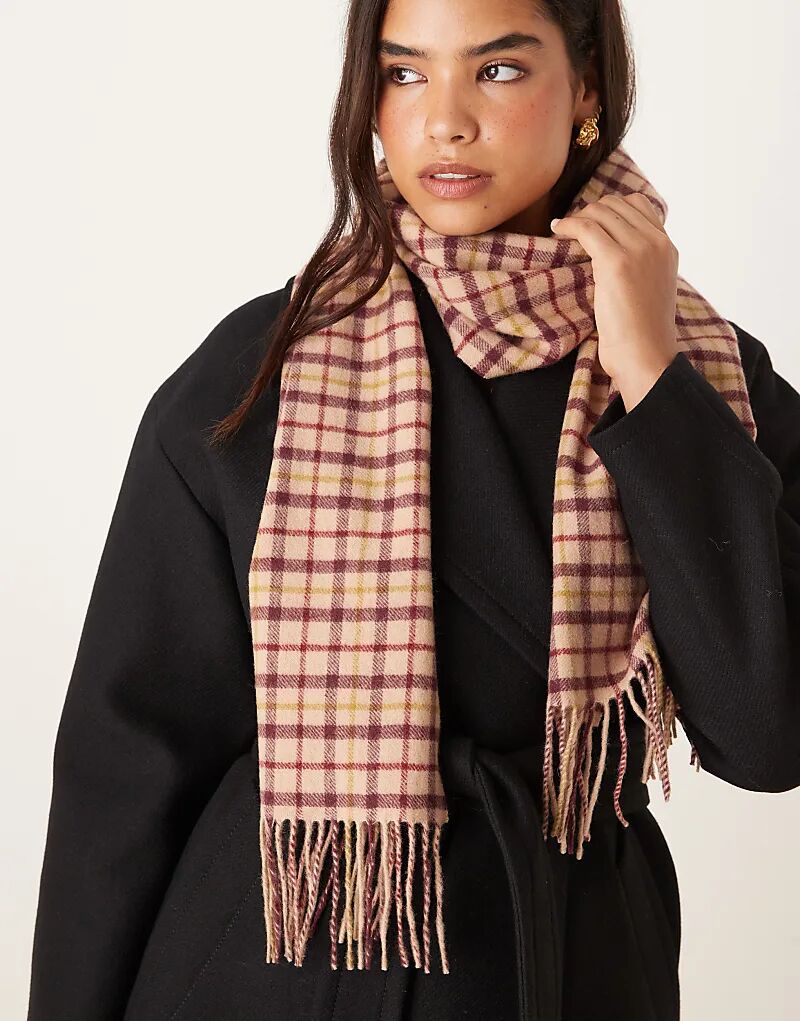 Клетчатый шарф Mango из 100% шерсти темно-красного цвета
Клетчатый шарф Mango из 100% шерсти темно-красного цвета