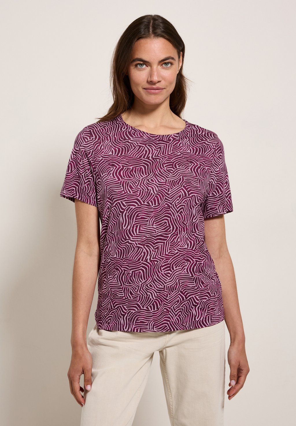 Футболка с принтом GEMUSTERTES Cecil, цвет Rosa
Футболка с принтом GEMUSTERTES Cecil, цвет Rosa