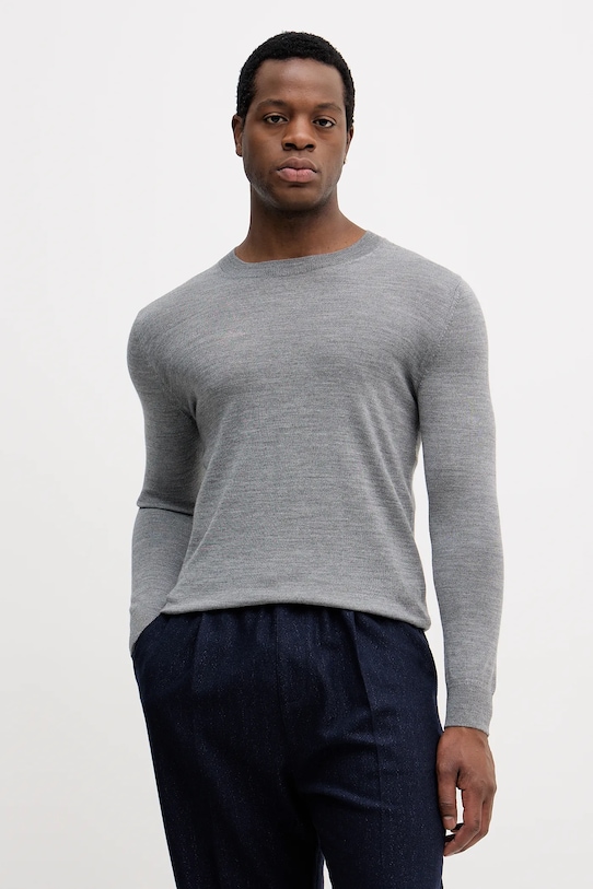 Шерстяной свитер Sisley, серый
Шерстяной свитер Sisley, серый