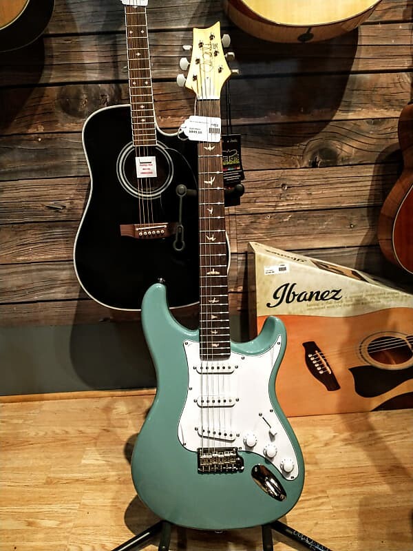 PRS SE Серебряное небо SE Silver Sky
PRS SE Серебряное небо SE Silver Sky