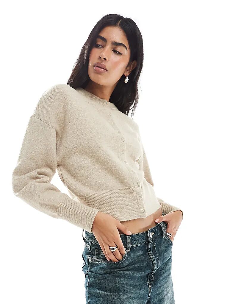 Приталенный кардиган Daisy Street овсяного цвета
Приталенный кардиган Daisy Street овсяного цвета