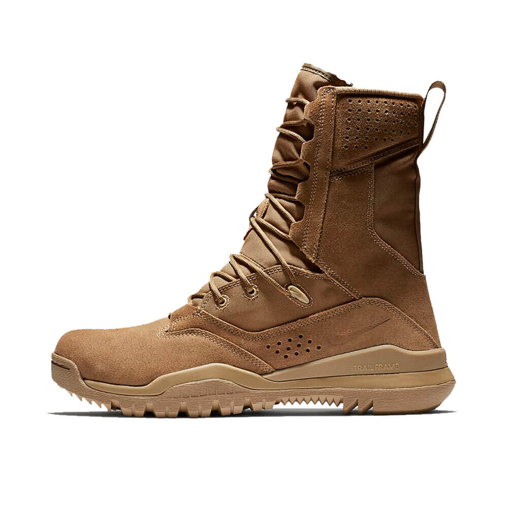 Ботинки Nike SFB Field 2 8" Leather, коричневый
Ботинки Nike SFB Field 2 8" Leather, коричневый