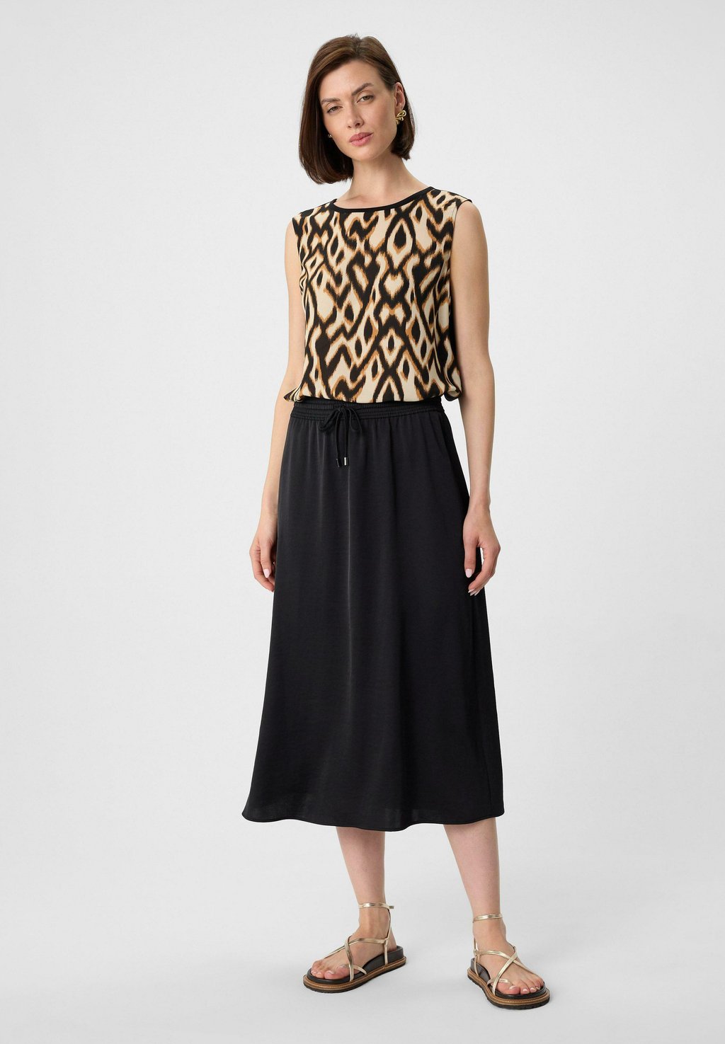 Юбка А-силуэта comma, черный
Юбка А-силуэта comma, черный