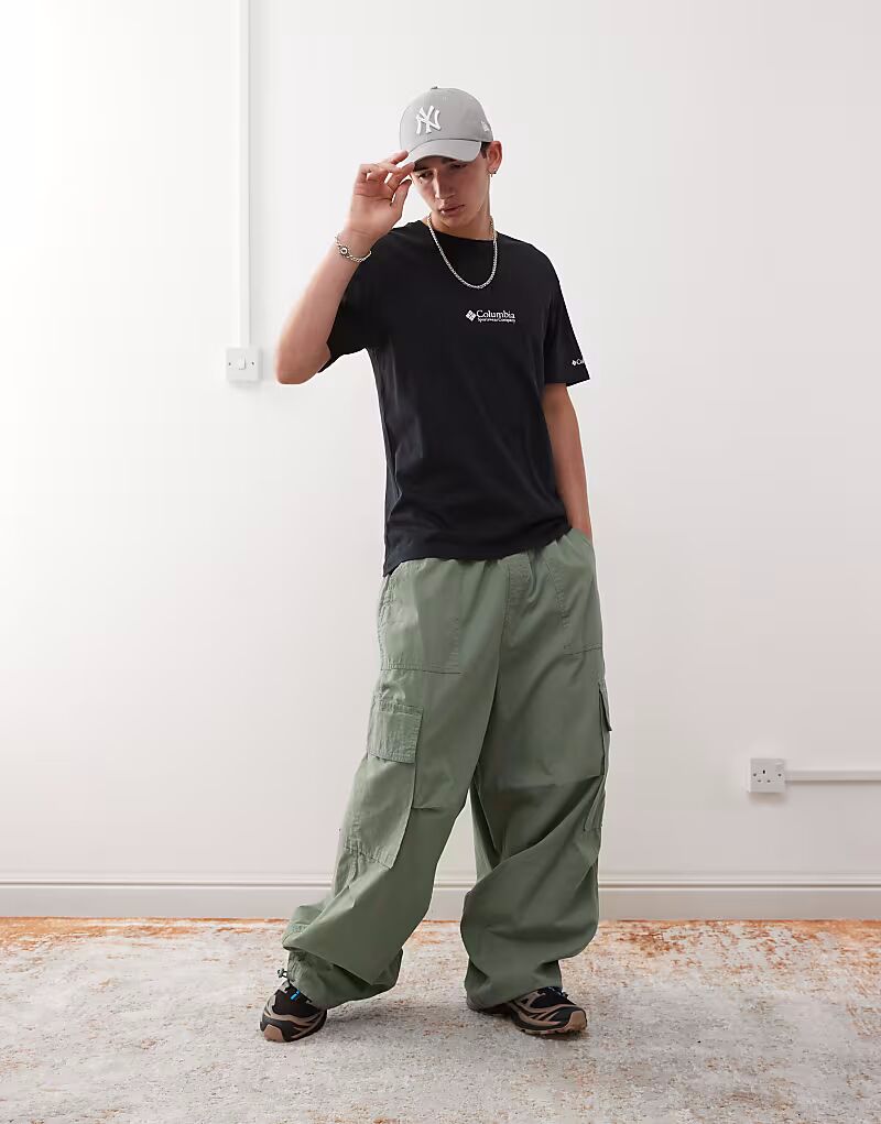 Футболка с короткими рукавами и логотипом Columbia CSC черного цвета
Футболка с короткими рукавами и логотипом Columbia CSC черного цвета