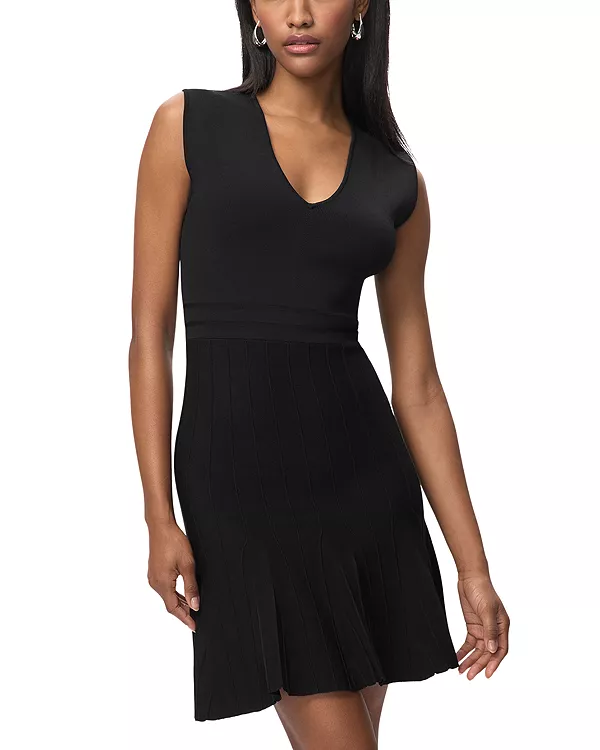 Платье с азалиями Hervé Léger, черный
Платье с азалиями Hervé Léger, черный