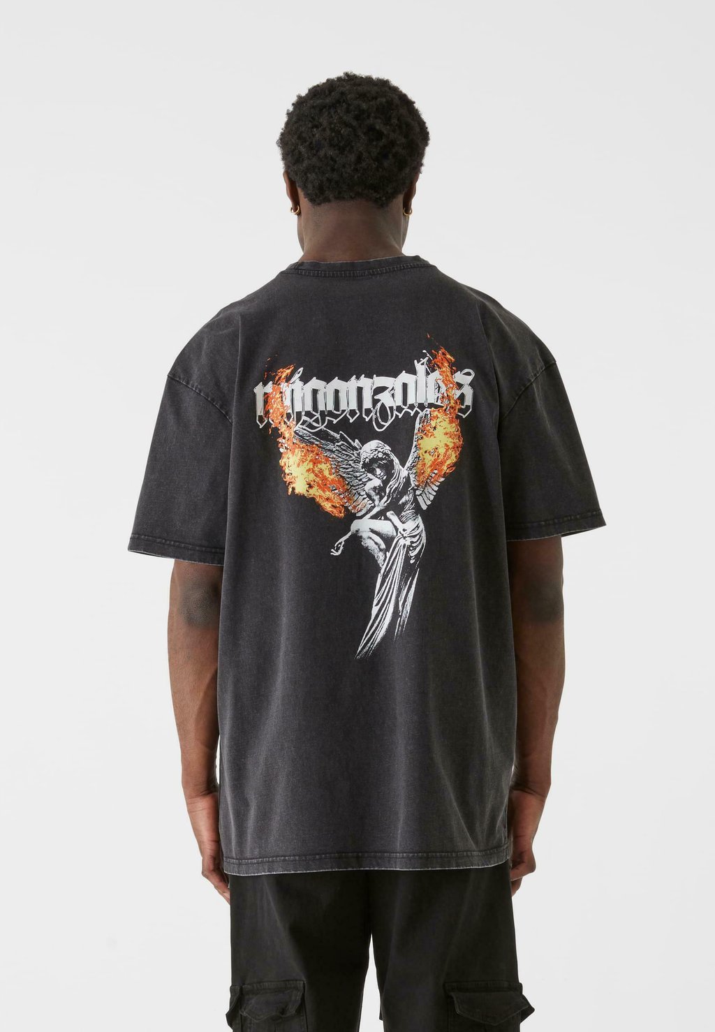 Базовая футболка MJG HEAVY MJ Gonzales, черный
Базовая футболка MJG HEAVY MJ Gonzales, черный