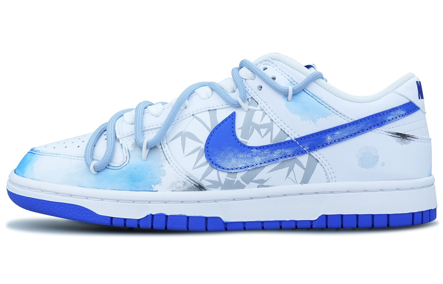 Кроссовки Nike Dunk Skateboarding Shoes Men Low-top White/Blue/Black/Gray, белый/голубой
Кроссовки Nike Dunk Skateboarding Shoes Men Low-top White/Blue/Black/Gray, белый/голубой