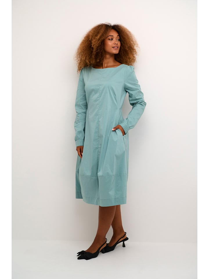 Платье до колена CULTURE, светло-синий
Платье до колена CULTURE, светло-синий