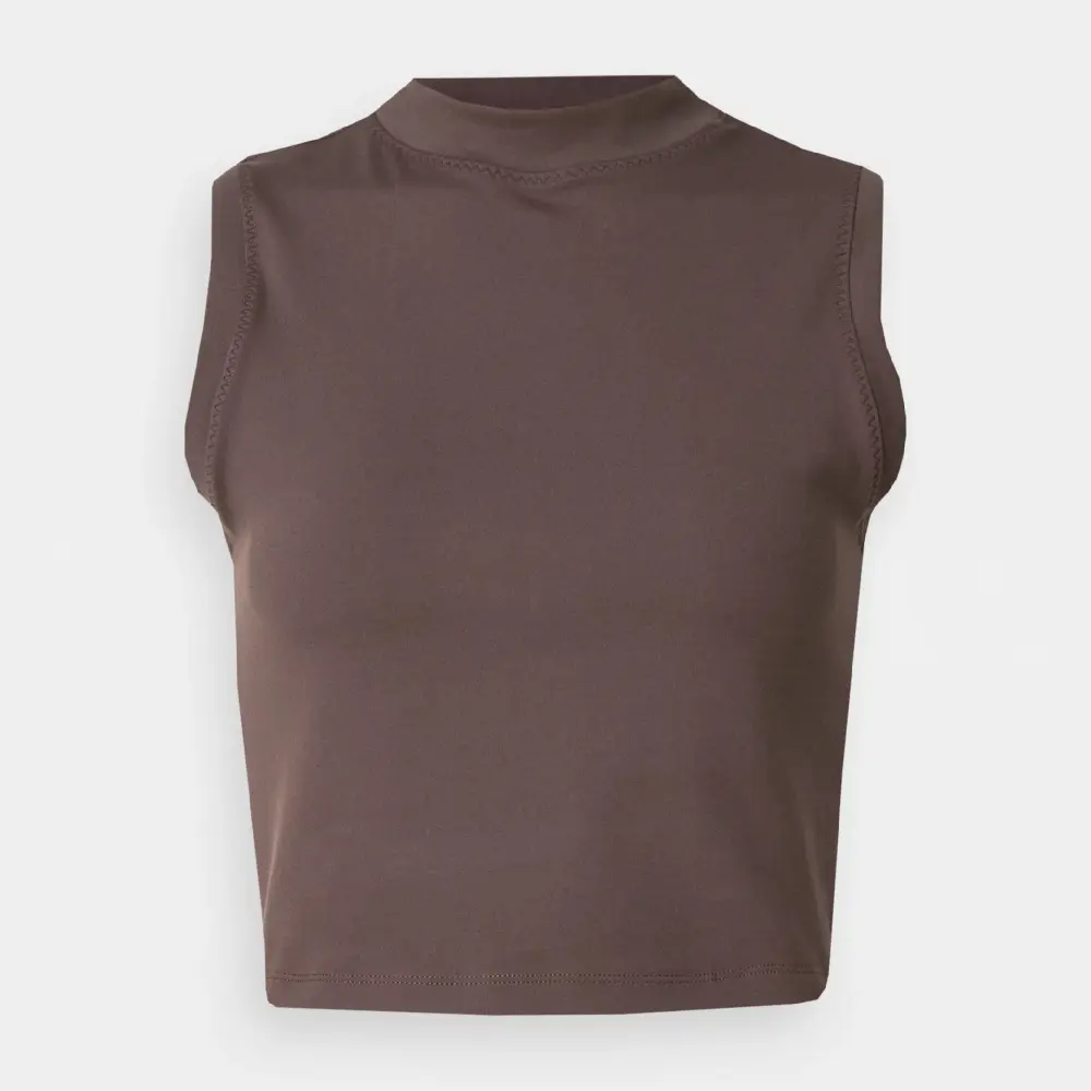 Спортивный топ Nike Performance One Capsule Mock Tank, коричневый
Спортивный топ Nike Performance One Capsule Mock Tank, коричневый