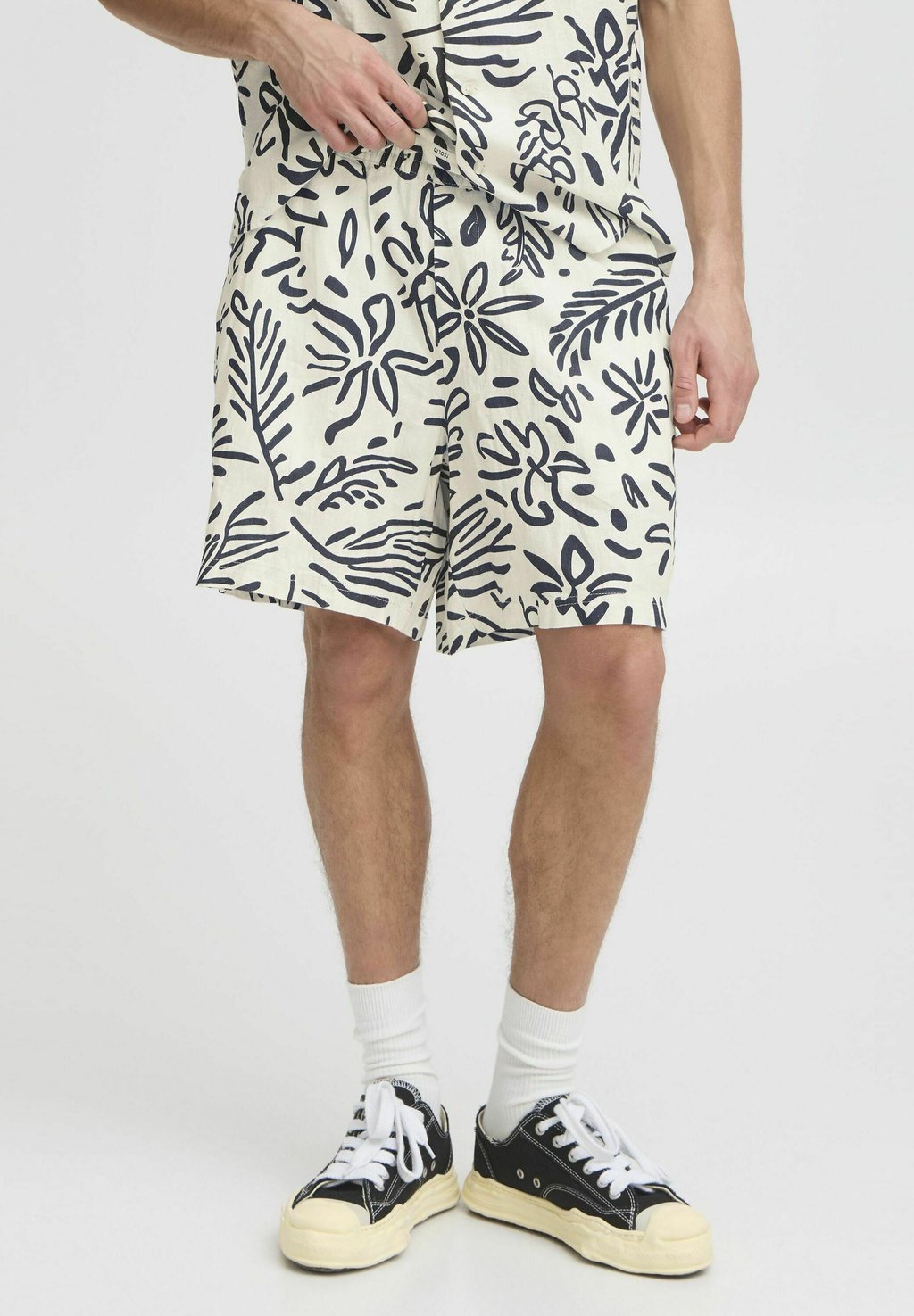 Шорты SDLIAM Solid, белый
Шорты SDLIAM Solid, белый