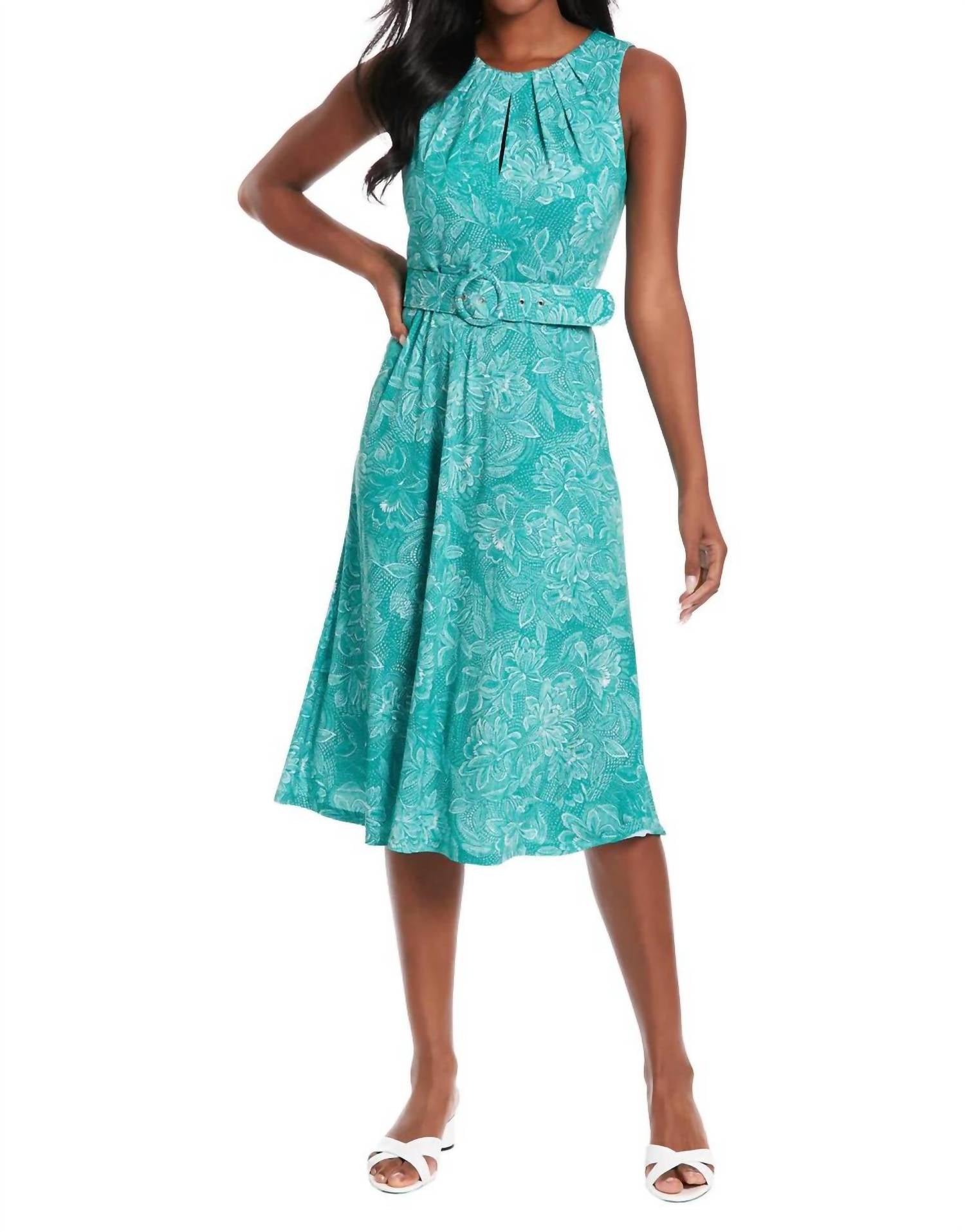 Платье миди Presley Matte Jersey в зеленом/цвете слоновой кости London Times, зеленый/слоновая кость
Платье миди Presley Matte Jersey в зеленом/цвете слоновой кости London Times, зеленый/слоновая кость