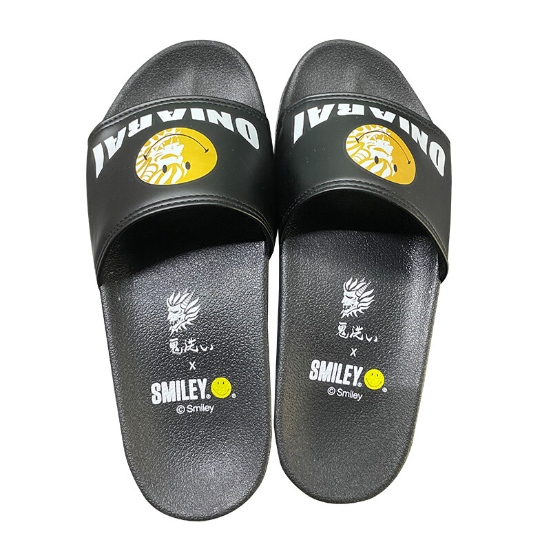 Мужские шлепанцы X Smiley Co-brand, черный Oniarai
Мужские шлепанцы X Smiley Co-brand, черный Oniarai
