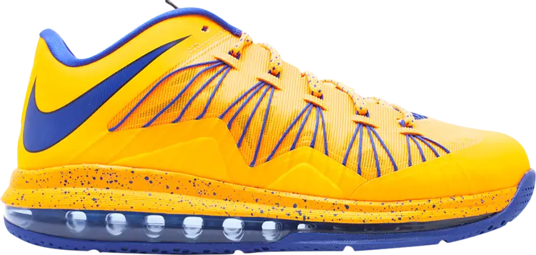 Кроссовки Nike Air Max LeBron 10 Low 'Knicks', оранжевый 
Кроссовки Nike Air Max LeBron 10 Low 'Knicks', оранжевый