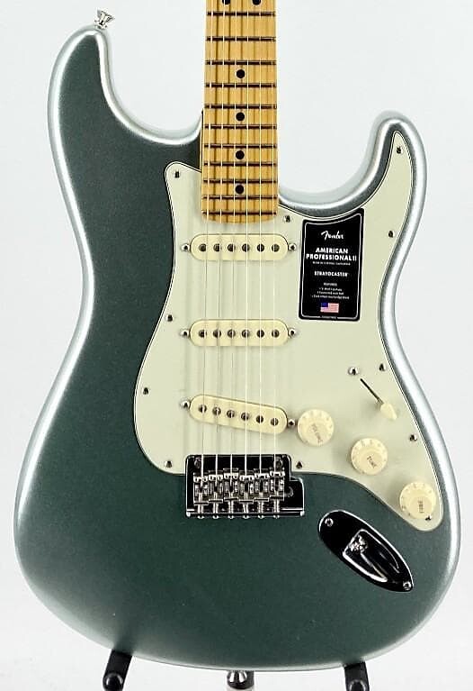 Fender American Professional II Stratocaster Электрогитара Кленовый гриф Mystic Surf
Fender American Professional II Stratocaster Электрогитара Кленовый гриф Mystic Surf