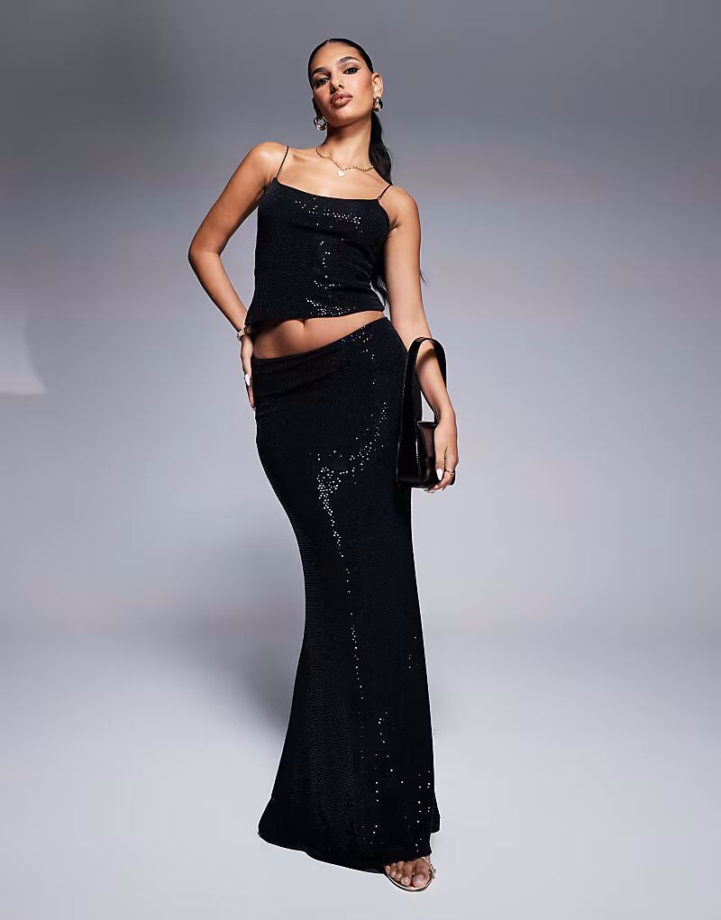 Юбка макси фасона «рыбий хвост» с блестками и фольгой от ASOS DESIGN черного цвета
Юбка макси фасона «рыбий хвост» с блестками и фольгой от ASOS DESIGN черного цвета