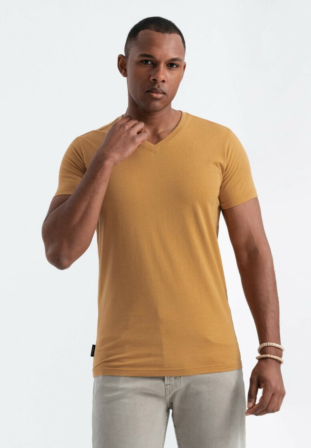 Базовая футболка Ombre, светло-желтый
Базовая футболка Ombre, светло-желтый