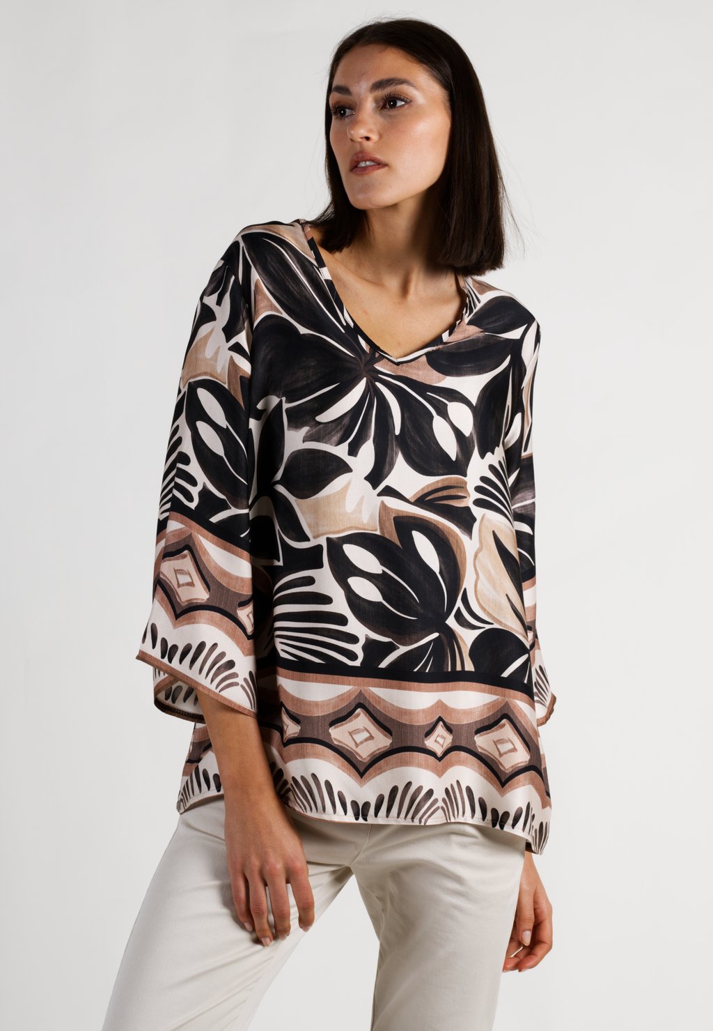 Блуза VANTGARDE Andijamo, кремовый
Блуза VANTGARDE Andijamo, кремовый