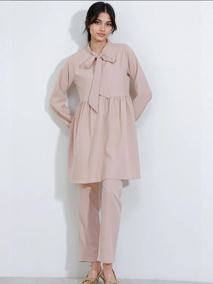 Брючный костюм Bigdart, кремовый
Брючный костюм Bigdart, кремовый