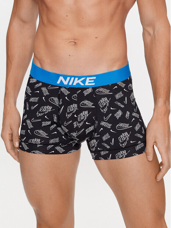Боксерские трусы Nike, черный
Боксерские трусы Nike, черный