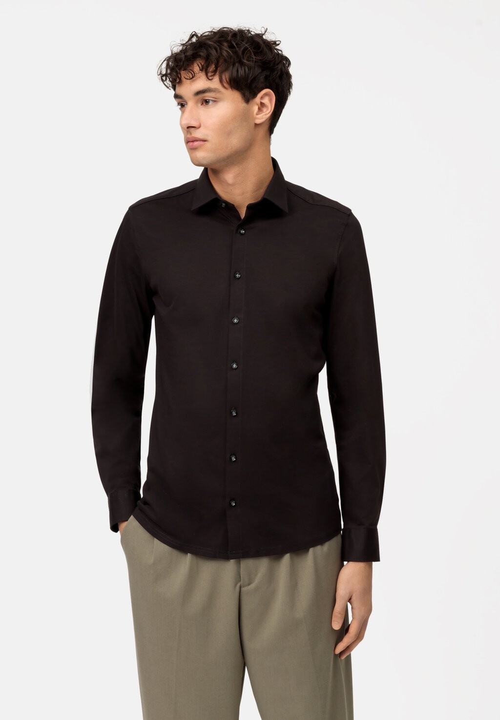 Официальная рубашка SUPER SLIM 24/SEVEN OLYMP No. Six, черный
Официальная рубашка SUPER SLIM 24/SEVEN OLYMP No. Six, черный