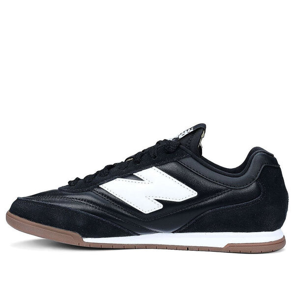 Кроссовки New Balance RC42, черный/белый
Кроссовки New Balance RC42, черный/белый