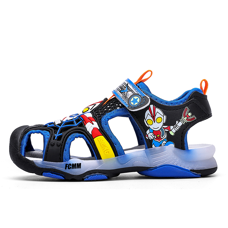 Детские кроссовки для бега FCMM, синий
Детские кроссовки для бега FCMM, синий