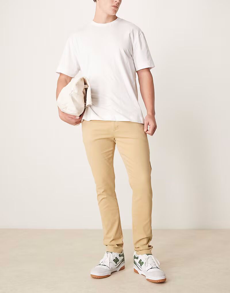 Узкие брюки-чинос ASOS DESIGN бежевого цвета
Узкие брюки-чинос ASOS DESIGN бежевого цвета