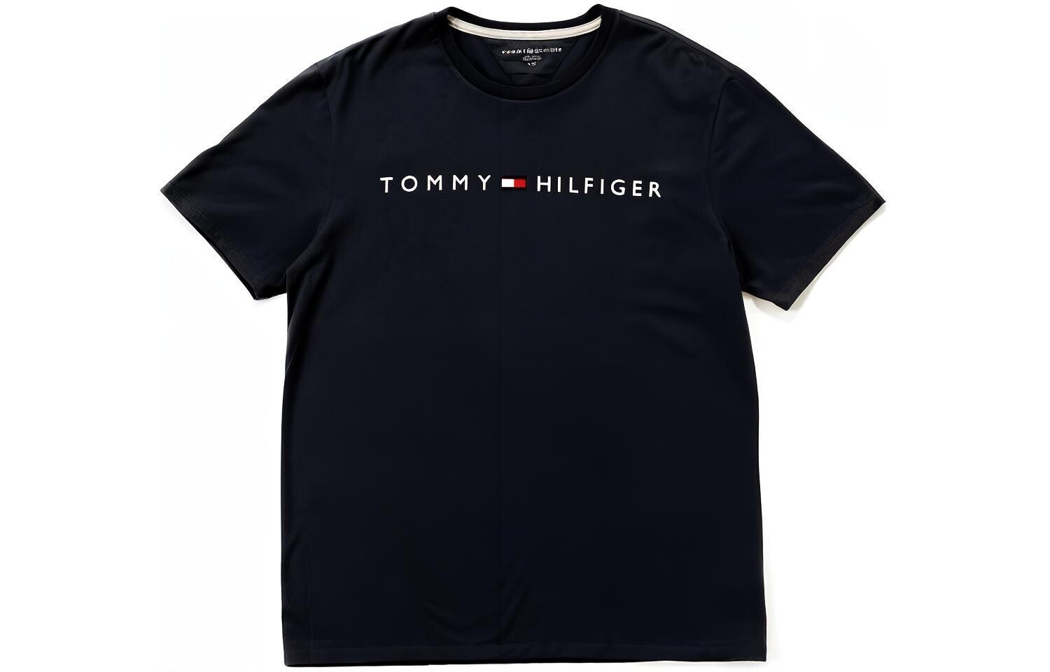 Tommy Hilfiger Мужская футболка, Черный
Tommy Hilfiger Мужская футболка, Черный